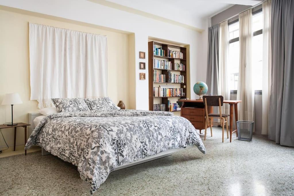 Apartament Miaouli8 Ateny Zewnętrze zdjęcie